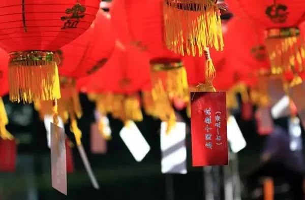 創(chuàng)綠家環(huán)保恭祝大家元宵快樂，幸福美滿！